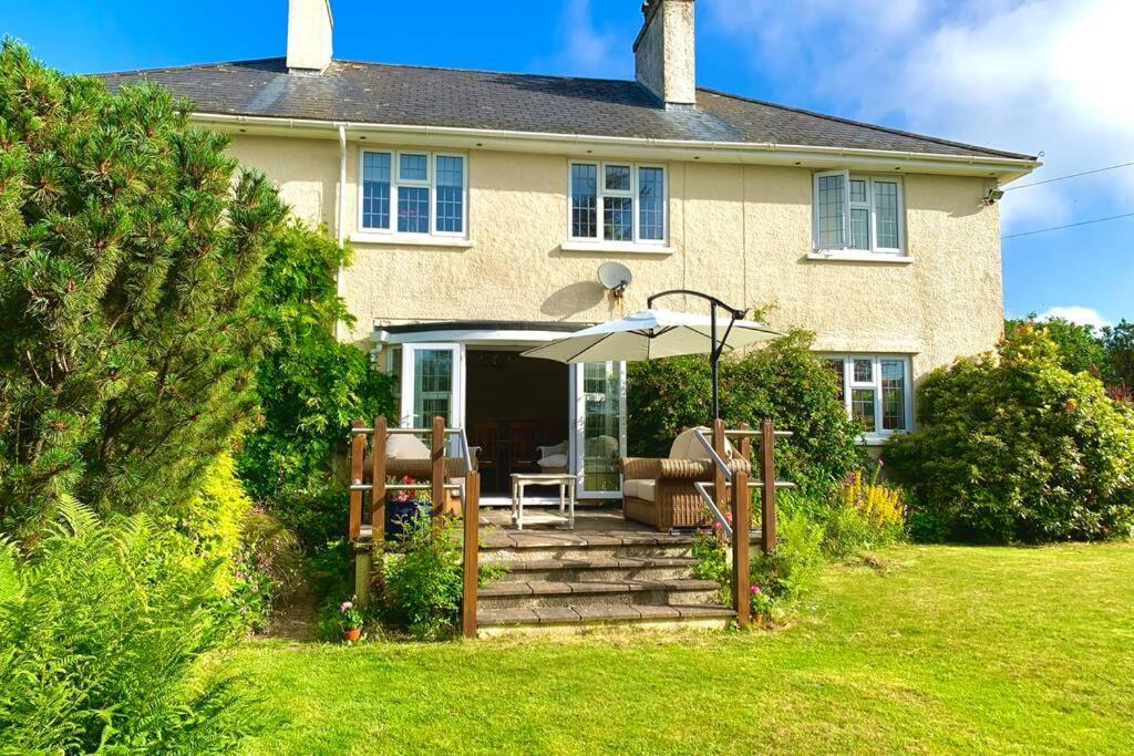 Hectors House Comfortable 4 Bed House In Mature Gardens イェルバートン エクステリア 写真